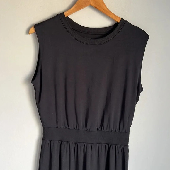 Athleta Santorini Cinch Dress - Picture 5 of 12